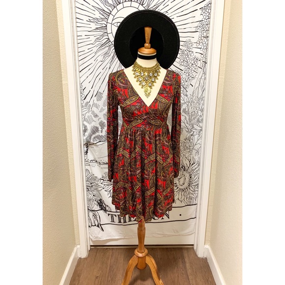 H&M Dresses & Skirts - 🌈 Amazing Mystical Paisley dress